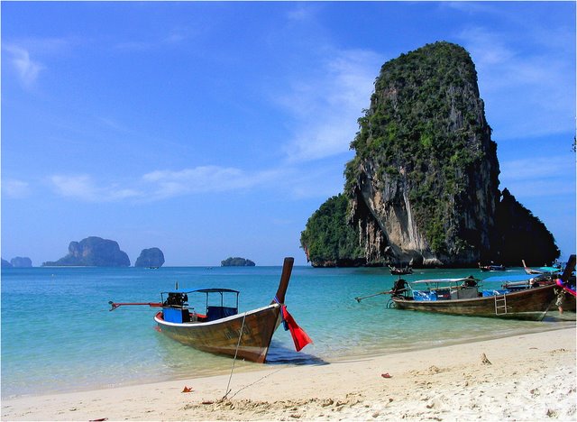 Thai longtail boat