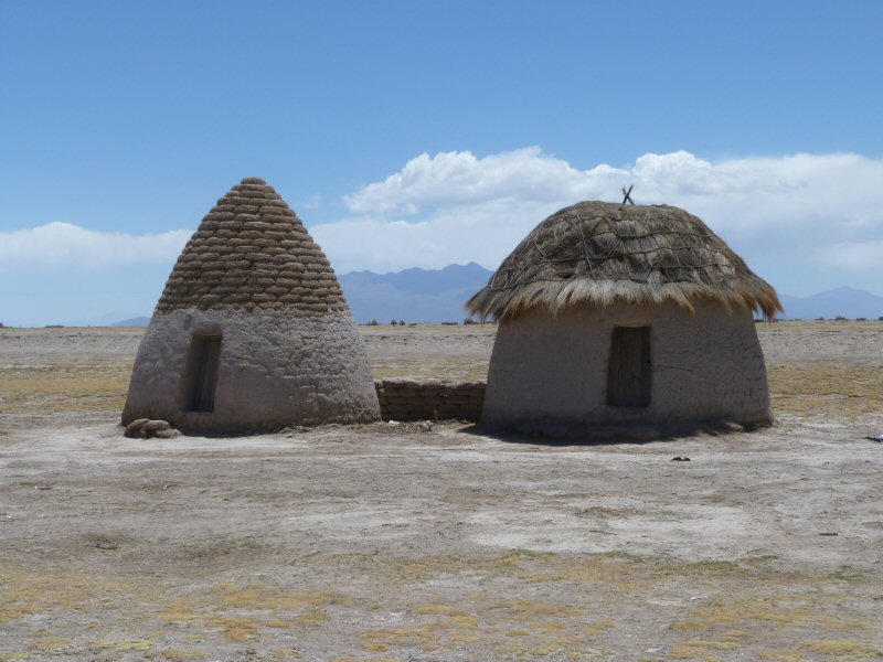 uru chipaya houses